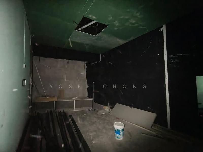 Shop / Office for Rent in Pusat Perdagangan Danga Utama (Johor Bahru) - Yosef Chong - Interior - PropertyGuru.com.my