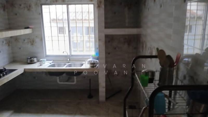 Rumah Teres 2-Tingkat untuk Dijual di Subang Jaya (Selangor) - Yogesvaran Poovan - Kitchen - PropertyGuru.com.my