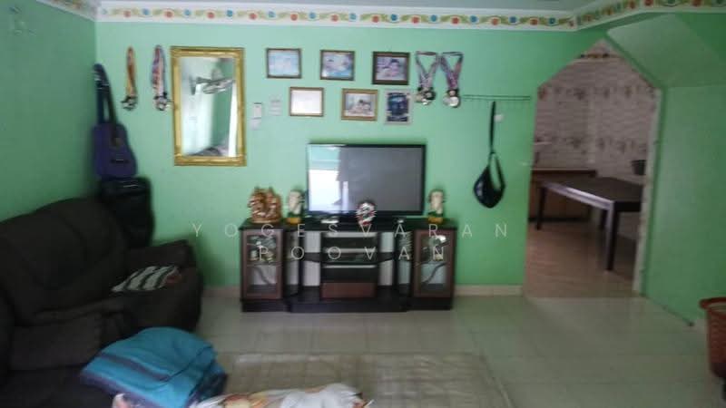 Rumah Teres 2-Tingkat untuk Dijual di Subang Jaya (Selangor) - Yogesvaran Poovan - Living Room - PropertyGuru.com.my