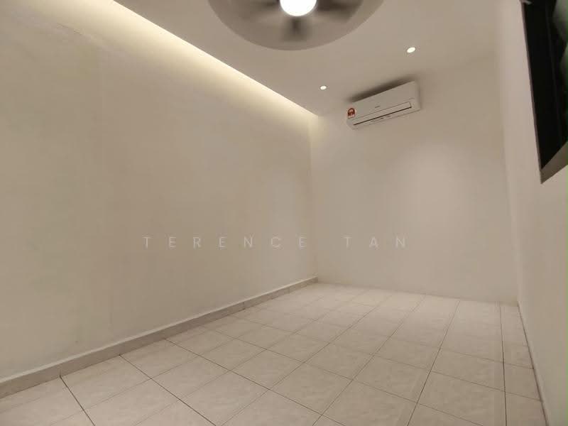 Rumah Teres 2-Tingkat untuk Dijual di Bandar Baru Permas Jaya (Permas Jaya) - Terence Tan - Interior - PropertyGuru.com.my