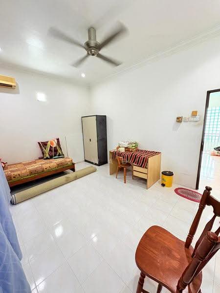 Bungalow House for Sale in Taman Bunga Raya (Sungai Petani) - Aswad . - Bedroom - PropertyGuru.com.my