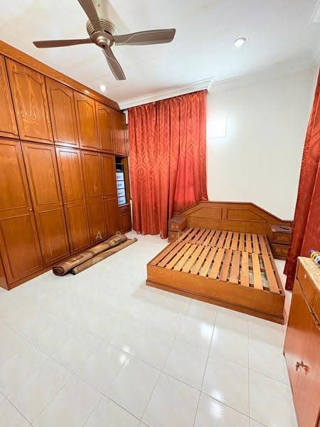 Bungalow House for Sale in Taman Bunga Raya (Sungai Petani) - Aswad . - Bedroom - PropertyGuru.com.my