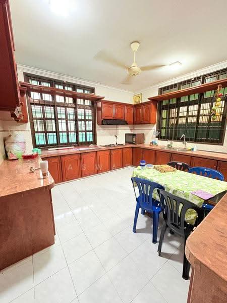 Bungalow House for Sale in Taman Bunga Raya (Sungai Petani) - Aswad . - Kitchen - PropertyGuru.com.my