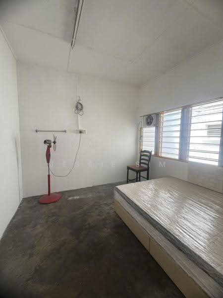 1-storey Terraced House for Sale in Salak Selatan (Kuala Lumpur) - Jessie Sim - Bedroom - PropertyGuru.com.my