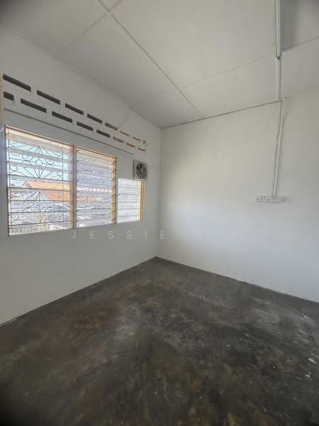 1-storey Terraced House for Sale in Salak Selatan (Kuala Lumpur) - Jessie Sim - Interior - PropertyGuru.com.my