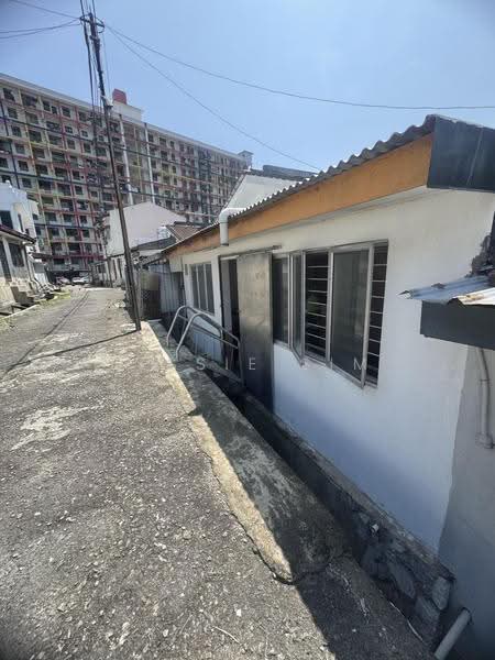 1-storey Terraced House for Sale in Salak Selatan (Kuala Lumpur) - Jessie Sim - Exterior - PropertyGuru.com.my