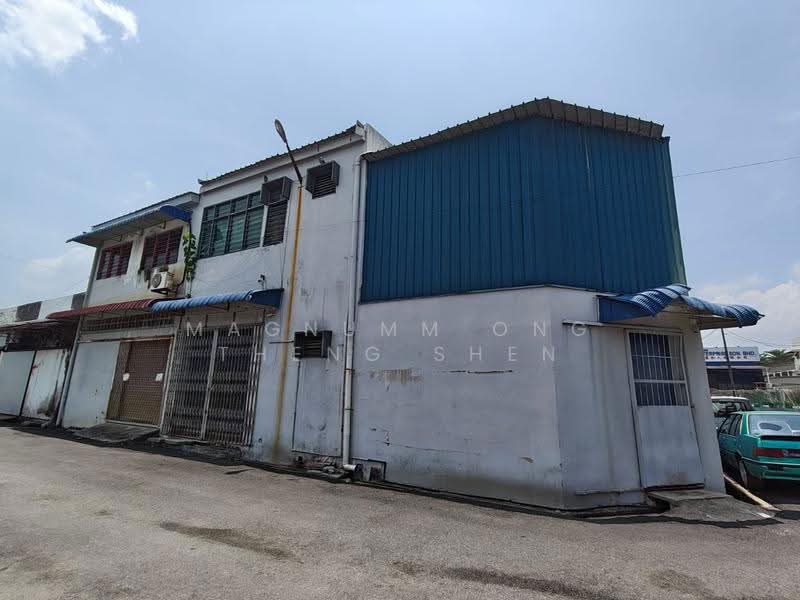 Shop for Rent in Butterworth (Penang) - Magnumm Ong Theng Shen - Exterior - PropertyGuru.com.my