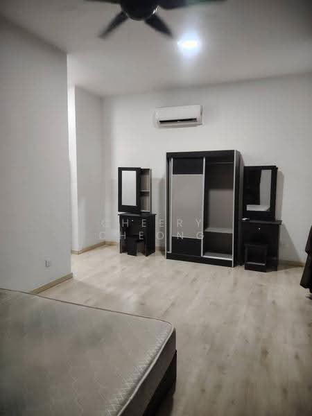 Condominium for Sale at The Henge - Cheery Cheong - Bedroom - PropertyGuru.com.my