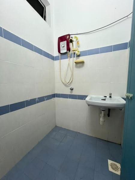 Semi-Detached House for Sale in Alor Setar (Kedah) - Jayden Geh - Bathroom - PropertyGuru.com.my