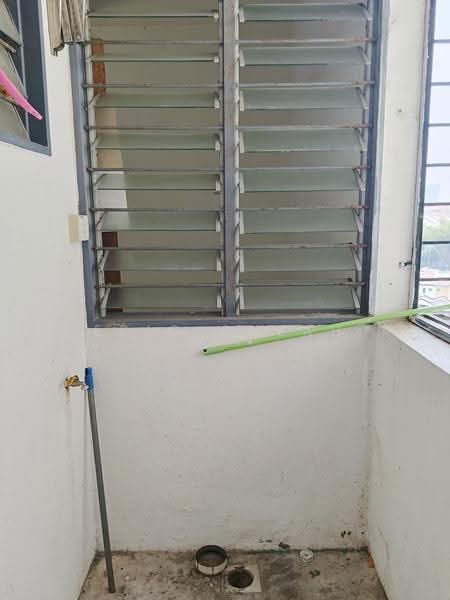 Pangsapuri untuk Dijual di Mayang - Eric Cheah - Balcony - PropertyGuru.com.my