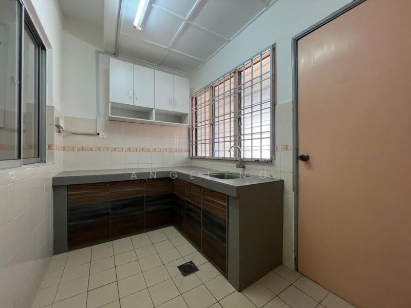2-storey Terraced House for Sale in Bandar Mahkota Cheras (Cheras) - Angel Ng - Kitchen - PropertyGuru.com.my