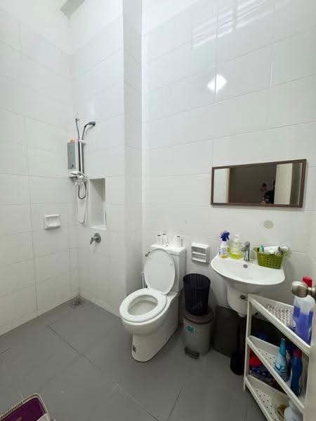 2-storey Terraced House for Sale in Taman Ekoflora (Johor Bahru) - Jeffrey Kiong - Bathroom - PropertyGuru.com.my