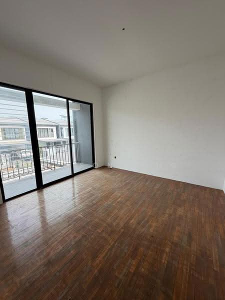 2-storey Terraced House for Sale in Siburan (Kuching) - Wilson Ting - Balcony - PropertyGuru.com.my