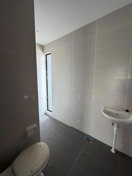 2-storey Terraced House for Sale in Siburan (Kuching) - Wilson Ting - Bathroom - PropertyGuru.com.my