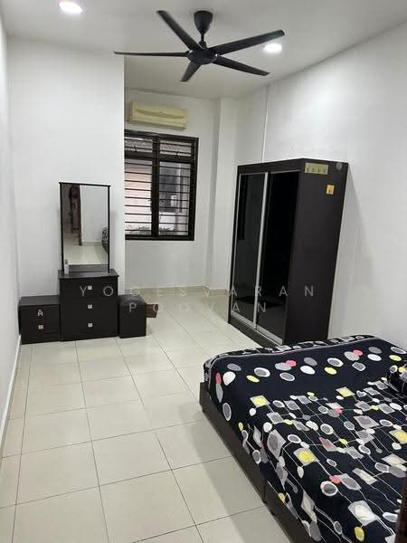 Terraced House for Rent in Bandar Puteri Klang (Klang) - Yogesvaran Poovan - Bedroom - PropertyGuru.com.my