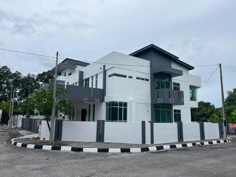 Semi-Detached House for Sale in Seberang Perai (Penang) - Ooi Chee Khoon - Exterior - PropertyGuru.com.my