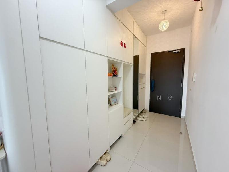 Kediaman Servis untuk Dijual di Country Garden Central Park - Jeffrey Kiong - Entrance - PropertyGuru.com.my