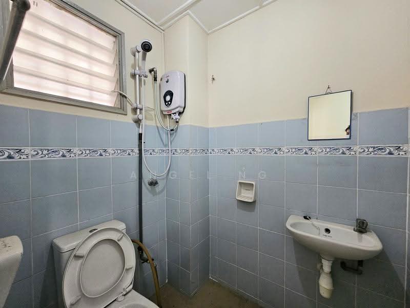2.5-storey Terraced House for Sale in Bandar Mahkota Cheras (Cheras) - Angel Ng - Bathroom - PropertyGuru.com.my
