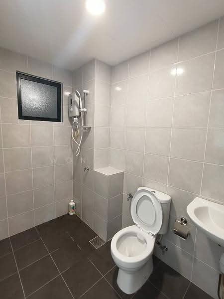 Service Residence for Sale at Huni @ Eco Ardence - Wong Yuan Kong - Bathroom - PropertyGuru.com.my