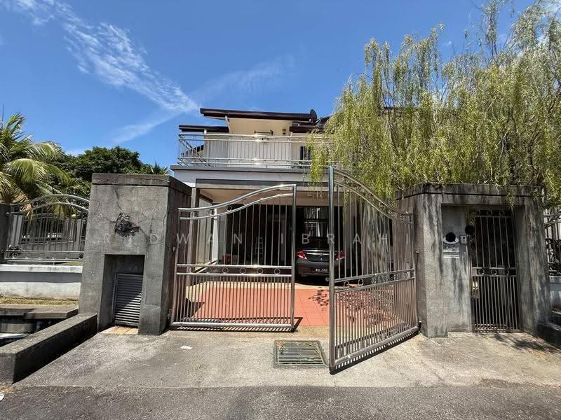 2-storey Terraced House for Sale in Putra Heights (Subang Jaya) - Ridwan Ibrahim - Exterior - PropertyGuru.com.my
