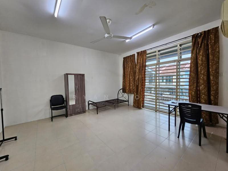 2-storey Terraced House for Sale in Taman Vistana (Alor Setar) - Ryan Ooi - Bedroom - PropertyGuru.com.my