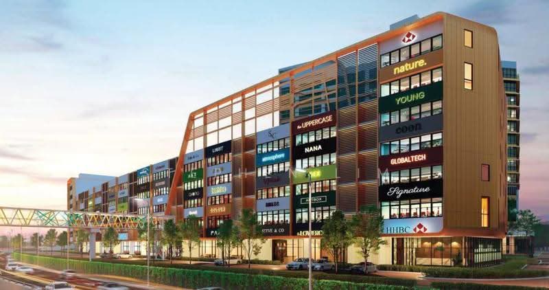 Shop / Office for Rent in Bandar Puteri Puchong (Puchong) - Stephen Lim - Exterior - PropertyGuru.com.my