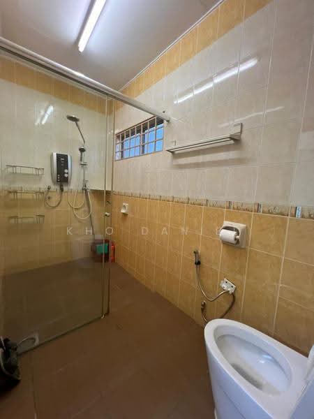Rumah Teres 2-Tingkat untuk Dijual di Bandar Bukit Tinggi (Klang) - Kho Daniel - Bathroom - PropertyGuru.com.my