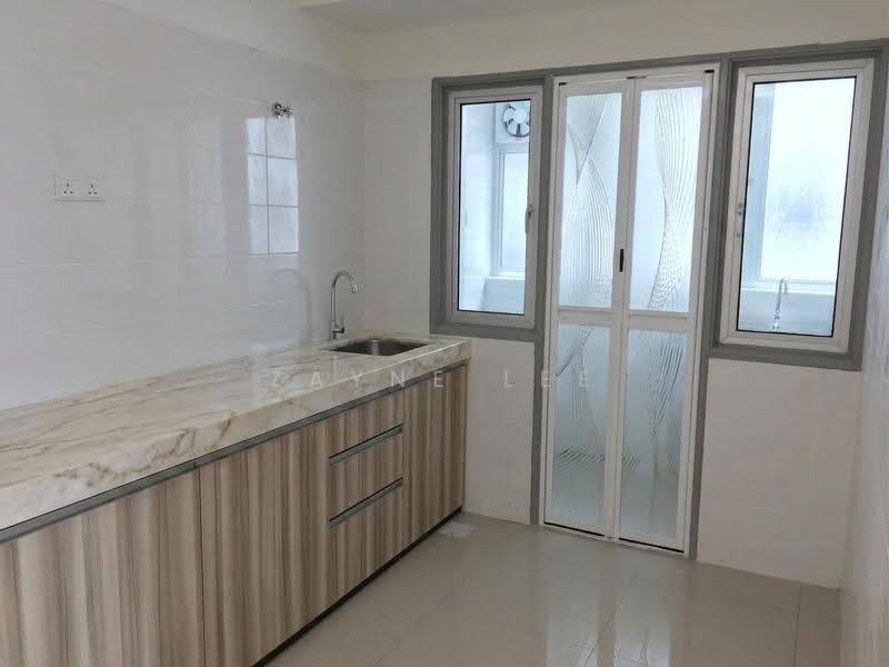 Kediaman Servis untuk Dijual di Silk Residence - Zayne Lee - Kitchen - PropertyGuru.com.my