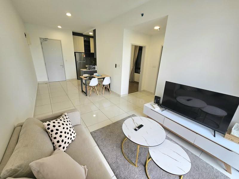 Kediaman Servis untuk Disewa di The Amber Residence @ TwentyFive.7 - Leon Goh - Living Room - PropertyGuru.com.my