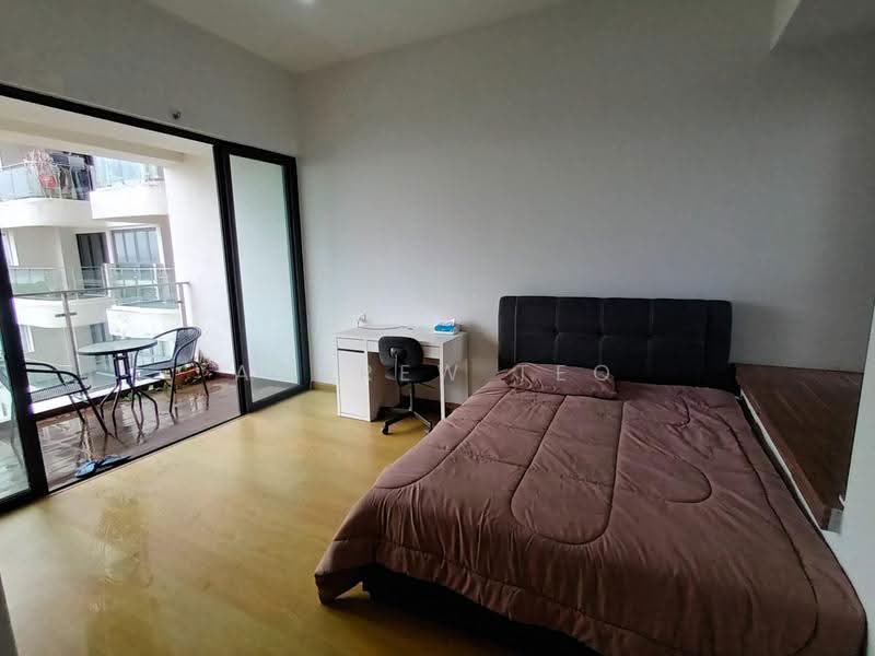 Kediaman Servis untuk Dijual di Royal Strand @ Country Garden Danga Bay - Andrew Teo - Bedroom - PropertyGuru.com.my