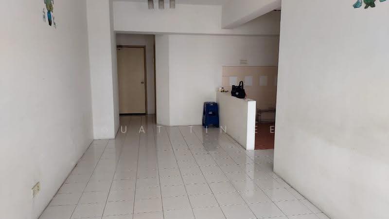 Kondominium untuk Dijual di The 19 Usj City Mall - Guat Tin Ee - Living Room - PropertyGuru.com.my