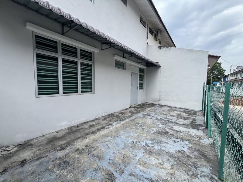 Rumah Teres 2-Tingkat untuk Dijual di Taman tasik Utama (Ayer Keroh) - Lim Teck Swee - Exterior - PropertyGuru.com.my