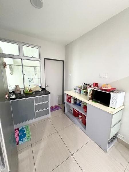 Service Residence for Rent at Manhattan - Samantha Tang - Kitchen - PropertyGuru.com.my