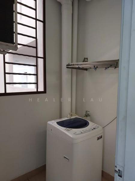 Kediaman Servis untuk Dijual di Pangsapuri Tanah Emas (Golden Sands) - Healer Lau - Interior - PropertyGuru.com.my