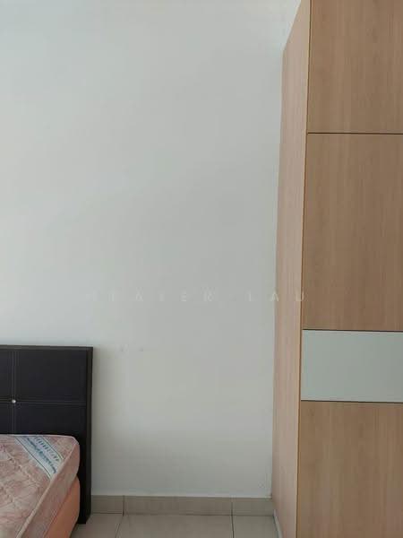 Kediaman Servis untuk Dijual di Pangsapuri Tanah Emas (Golden Sands) - Healer Lau - Bedroom - PropertyGuru.com.my