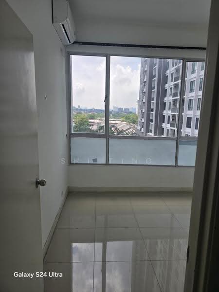 Kediaman Servis untuk Dijual di Greenfield Regency - Shi Ting - View - PropertyGuru.com.my