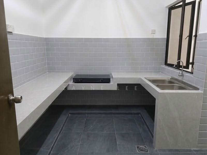 Kondominium untuk Dijual di Evergreen Park Acorn & Hazel - Zayne Lee - Kitchen - PropertyGuru.com.my