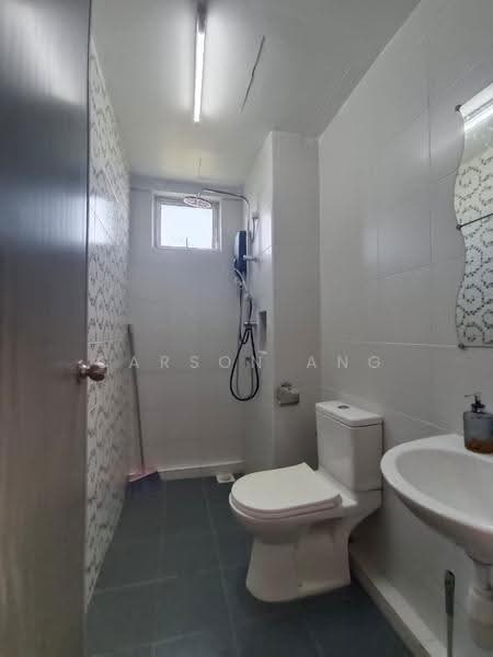 Kondominium untuk Disewa di Casa Utopia - Carson Ang - Bathroom - PropertyGuru.com.my