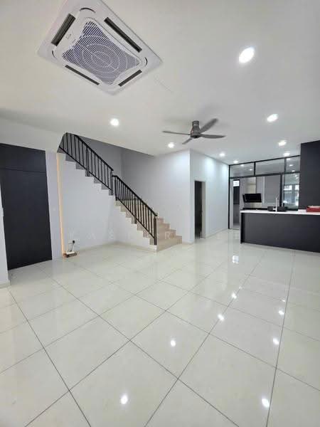 2-storey Terraced House for Rent in Taman Desa Tebrau (Tebrau) - Kasper Lee - Living Room - PropertyGuru.com.my