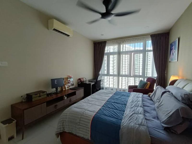 Service Residence for Sale at 8Scape Residence @ Sutera - Elise Chia - Bedroom - PropertyGuru.com.my