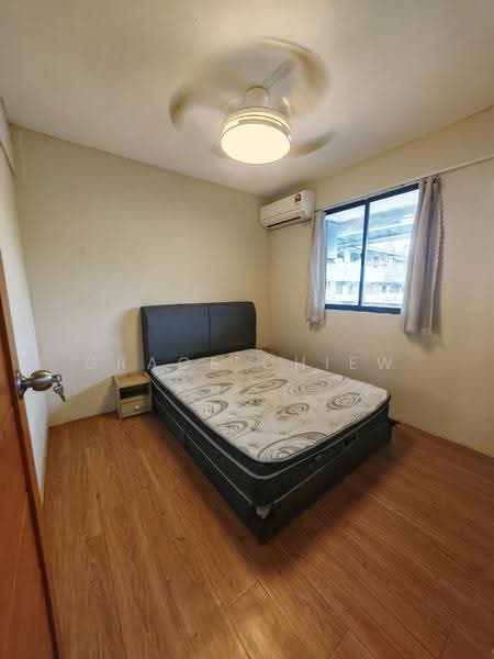 Flat for Rent at Flat Taman Ungku Tun Aminah - Grace Chiew - Bedroom - PropertyGuru.com.my