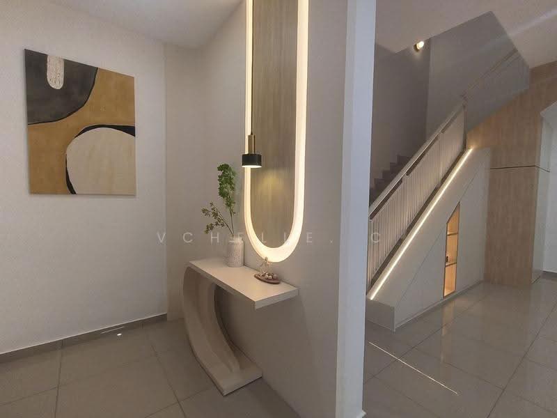 Rumah Teres 2-Tingkat untuk Dijual di Bandar Tiram (Ulu Tiram) - Vchelle. C - PropertyGuru.com.my