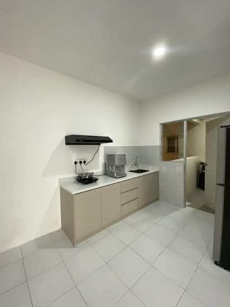 Condominium for Rent at Residensi Sateria - Vincent Tan - Kitchen - PropertyGuru.com.my