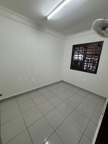Rumah Teres 2-Tingkat untuk Disewa di Taman Johor Jaya (Johor Bahru) - Grace Chiew - Interior - PropertyGuru.com.my
