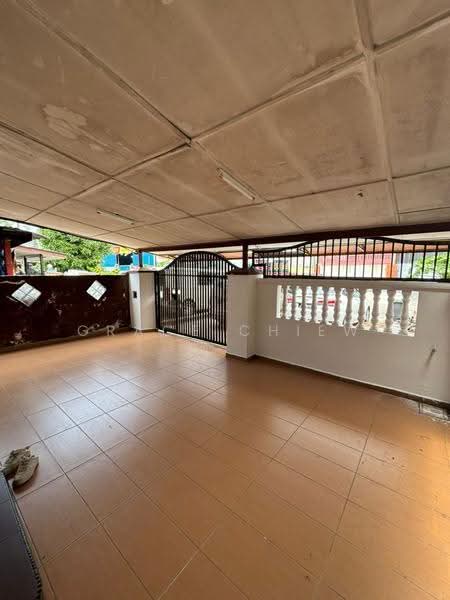 Rumah Teres 2-Tingkat untuk Disewa di Taman Johor Jaya (Johor Bahru) - Grace Chiew - Exterior - PropertyGuru.com.my