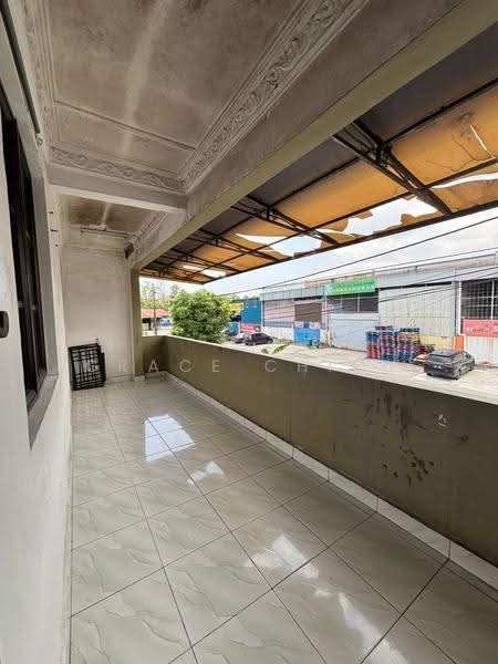 Rumah Teres 2-Tingkat untuk Disewa di Taman Johor Jaya (Johor Bahru) - Grace Chiew - Balcony - PropertyGuru.com.my