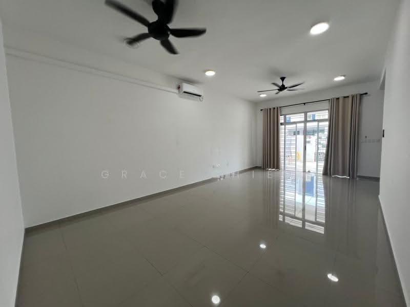 2-storey Terraced House for Sale in Kulai (Johor) - Grace Chiew - Living Room - PropertyGuru.com.my