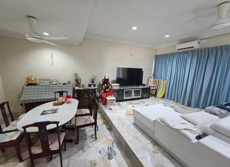 2-storey Terraced House for Sale in Kepong (Kuala Lumpur) - Kiing TW - Living Room - PropertyGuru.com.my