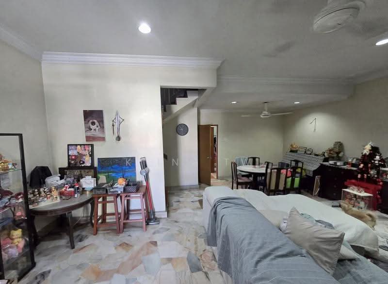 2-storey Terraced House for Sale in Kepong (Kuala Lumpur) - Kiing TW - Living Room - PropertyGuru.com.my
