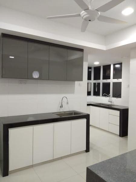 Condominium for Rent at Impian Selatan Kondominium Southern Height - Levis Chan - Kitchen - PropertyGuru.com.my